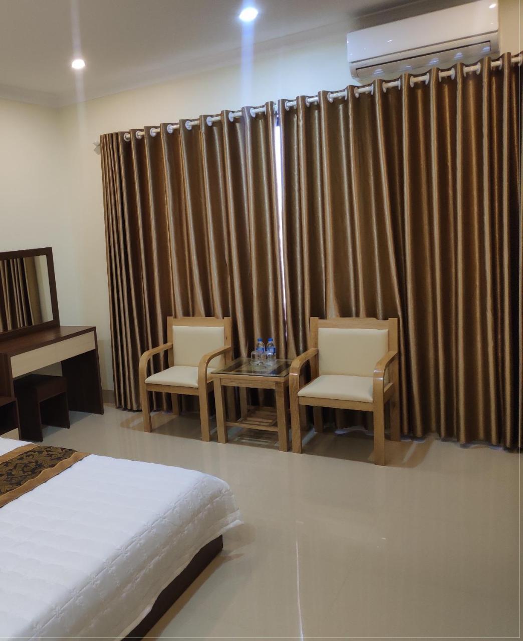 Ngoc Anh Hotel ฮาลอง ภายนอก รูปภาพ