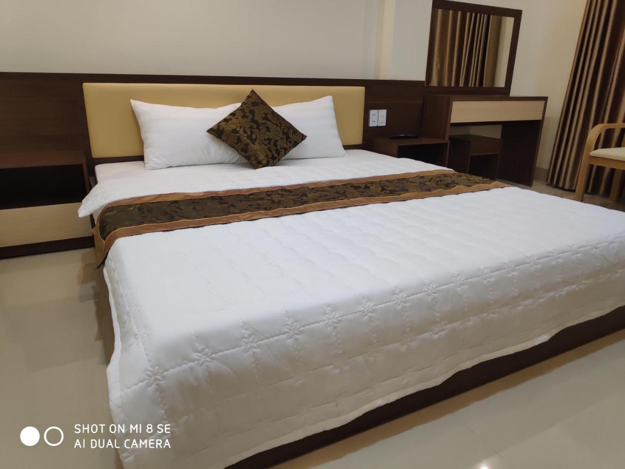 Ngoc Anh Hotel ฮาลอง ภายนอก รูปภาพ